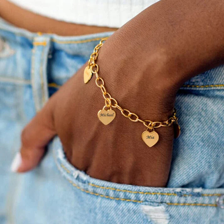 Bracelet chaîne à cœurs personnalisés