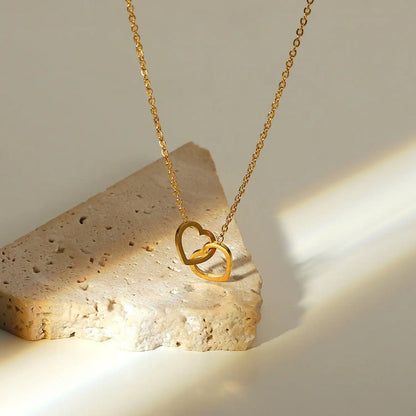 Collier Double Cœur avec Rose Éternelle
