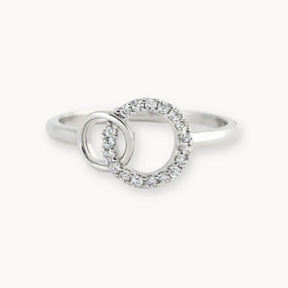 Bague Anneaux Entrelacés