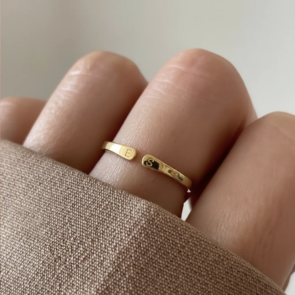 Bague Double Initiale Ajustable