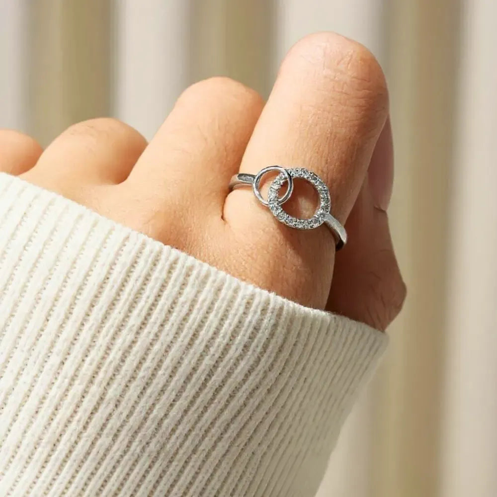 Bague Anneaux Entrelacés