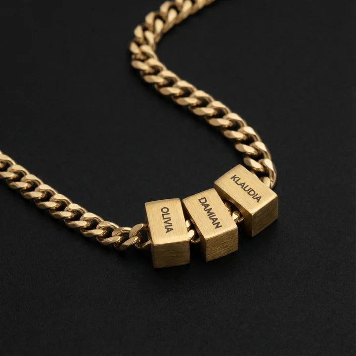Collier Chaîne avec Prénoms Gravés
