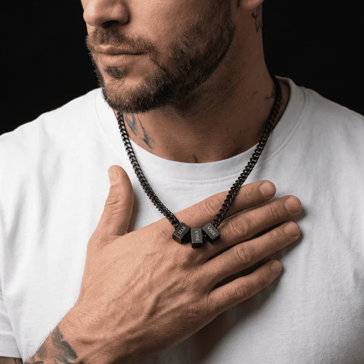Collier Chaîne avec Prénoms Gravés