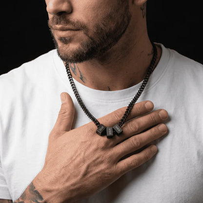 Collier Chaîne avec Prénoms Gravés