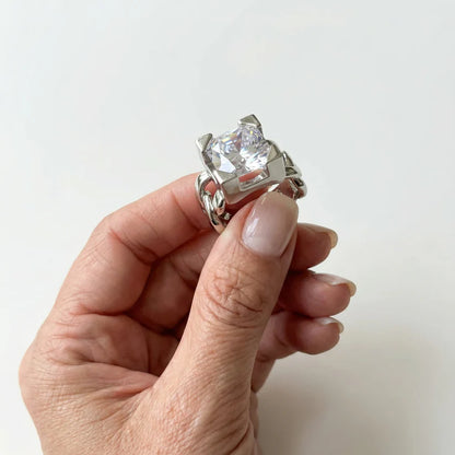 Bague Carrée Éclat Minimaliste
