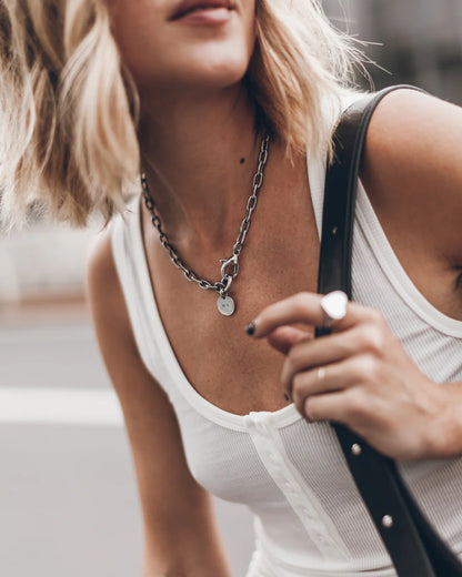 Collier "Me" Élégant