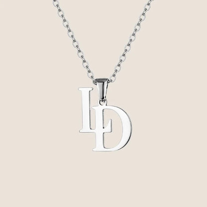 Collier Monogramme aux Initiales Entrelacées